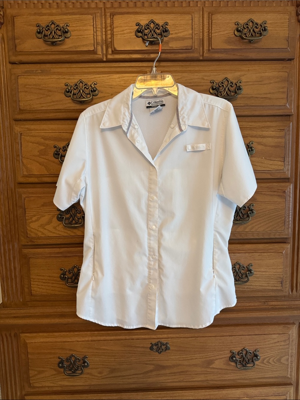 Women’s Columbia White Short-Sleeve Performance Shirt